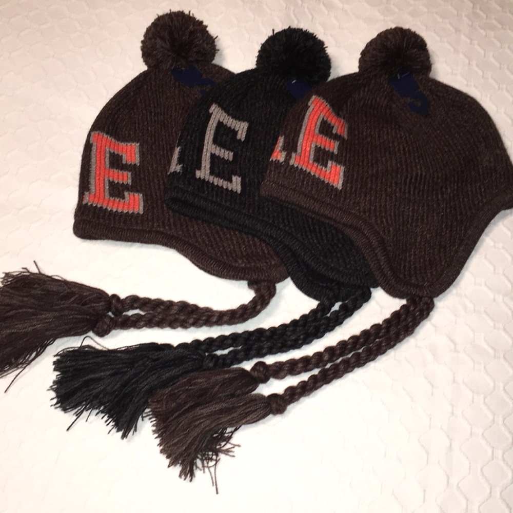NWT Cute Winter Hat AE